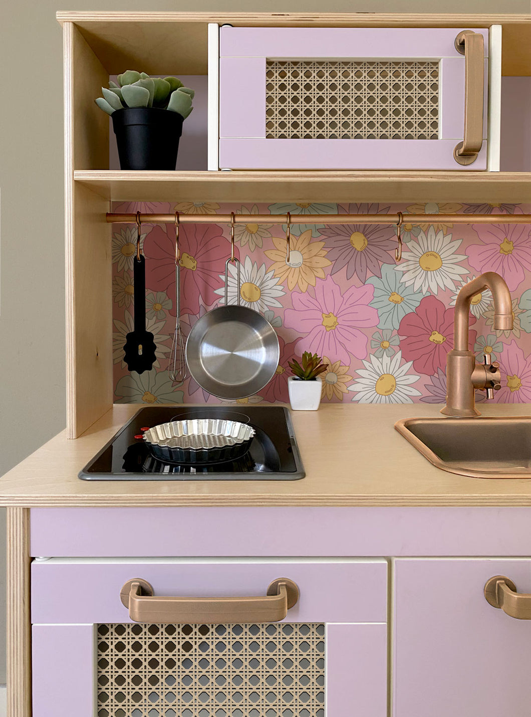 Foral Backsplash